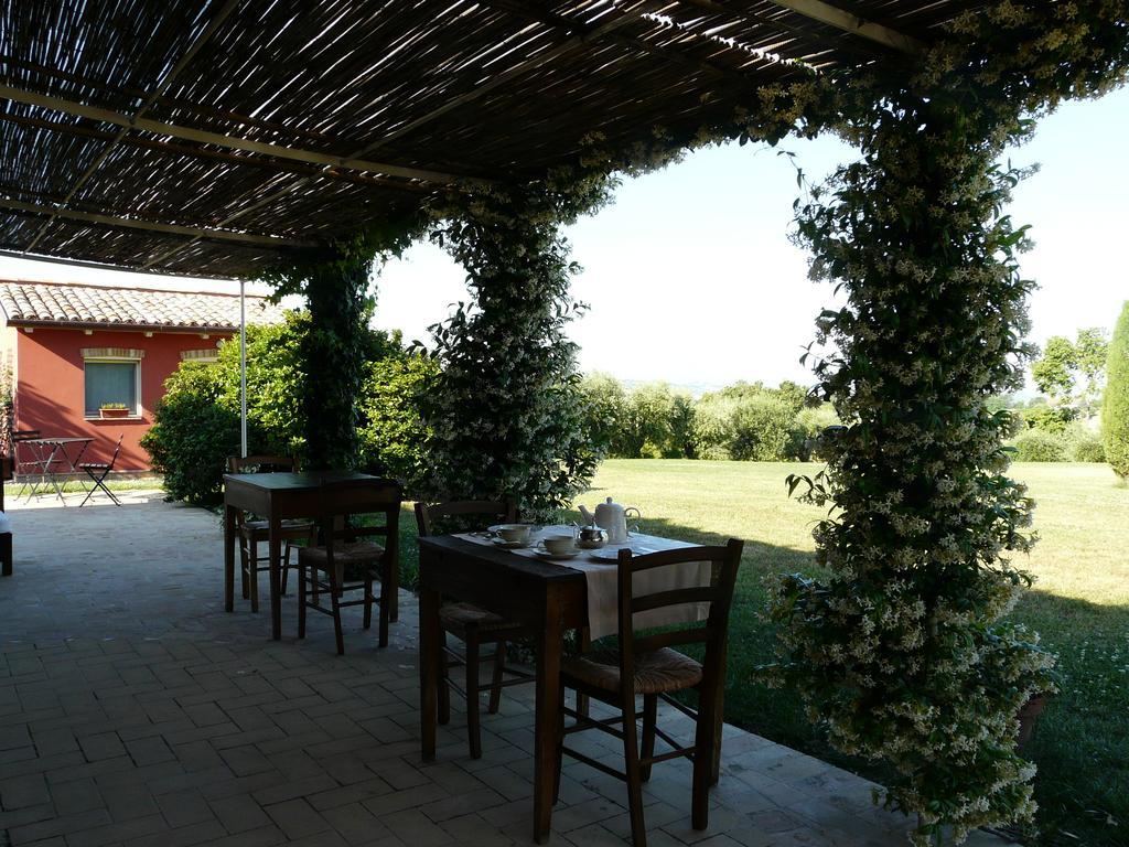 Maison d'hôtes L'Antigo Granaro à Agugliano Extérieur photo