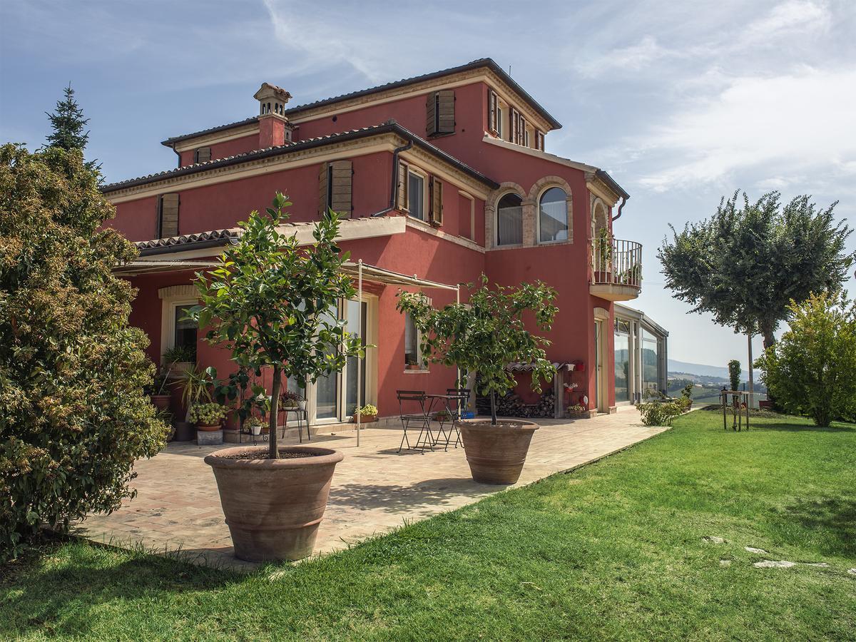 Maison d'hôtes L'Antigo Granaro à Agugliano Extérieur photo